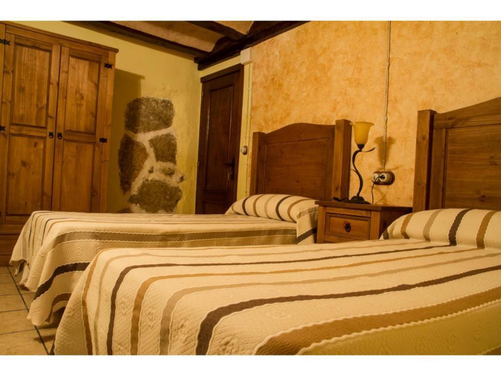 Masia Los Camineros Cella Kültér fotó